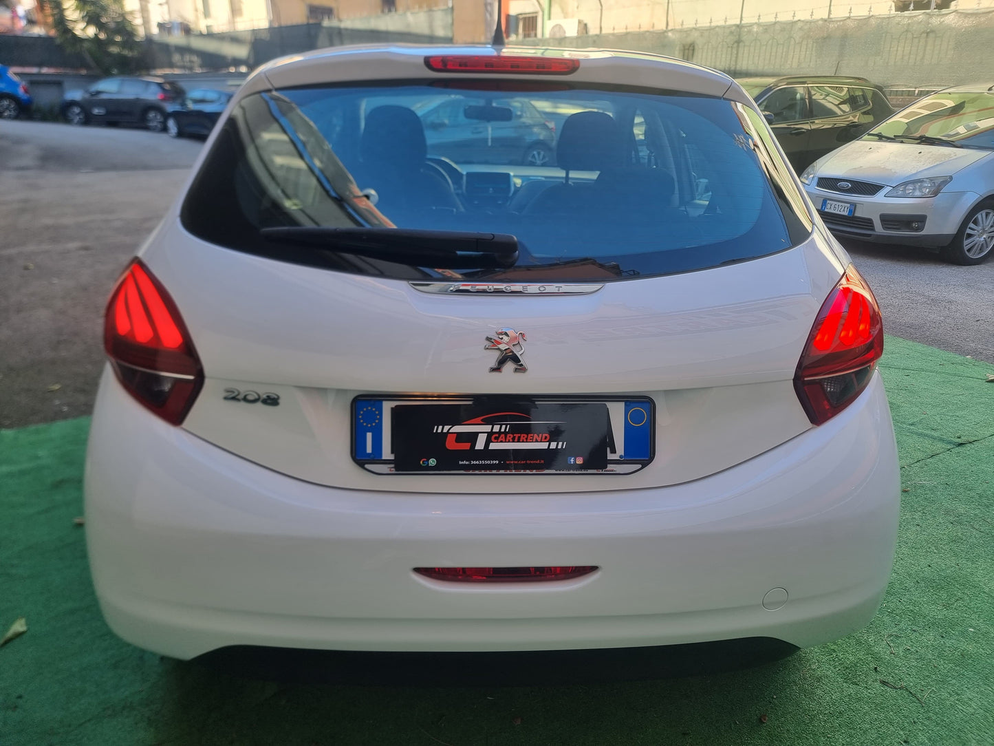 Peugeot 208 BlueHDi 100 S&S 5 porte Active