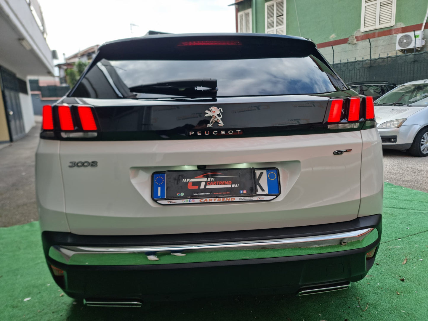 Peugeot 3008 BlueHDi 180CV S&S EAT8 GT