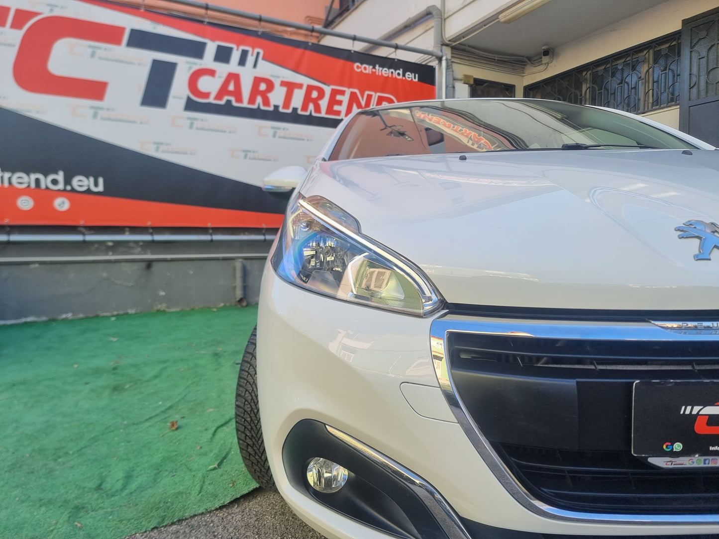 Peugeot 208 BlueHDi 100 S&S 5 porte Active